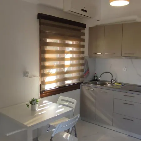 Keti'S Apartments Nea Moudania Extérieur photo